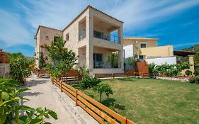Liri'S Apartments